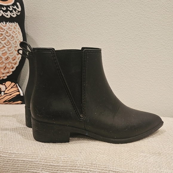 Jeffrey Campbell Mist - pointed rain bootie - matte black - Picture 2 of 9
